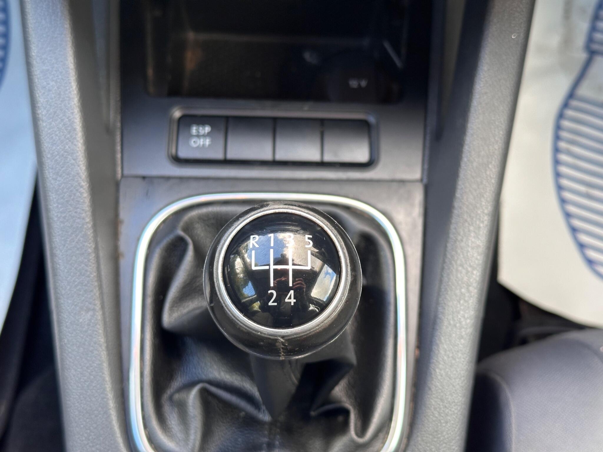 Volkswagen Golf view 34