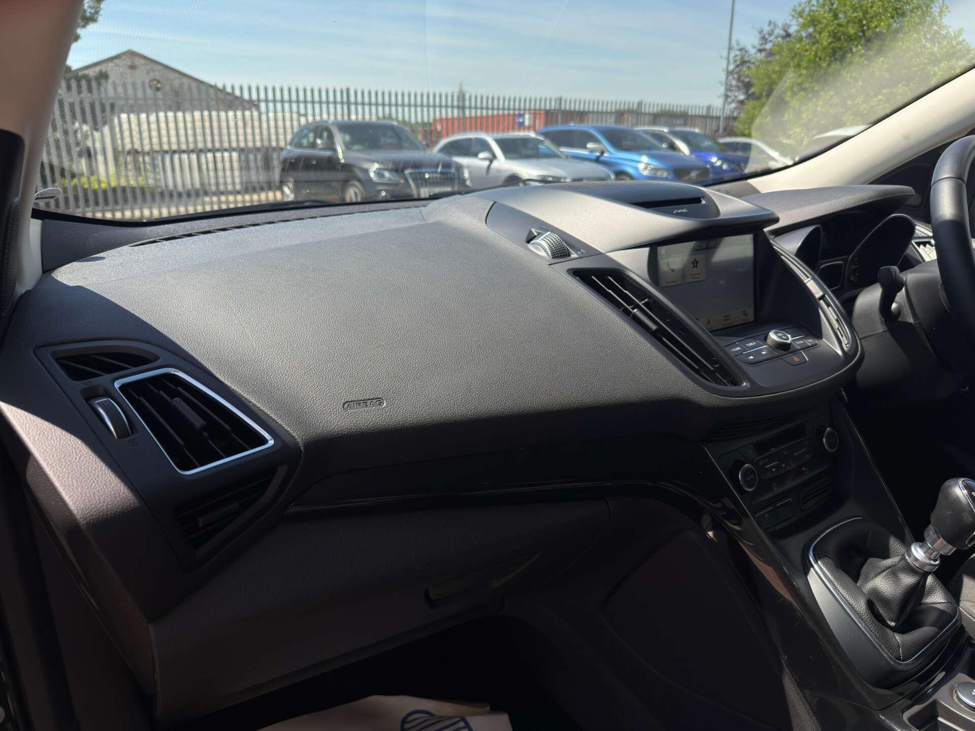 Ford Kuga view 41