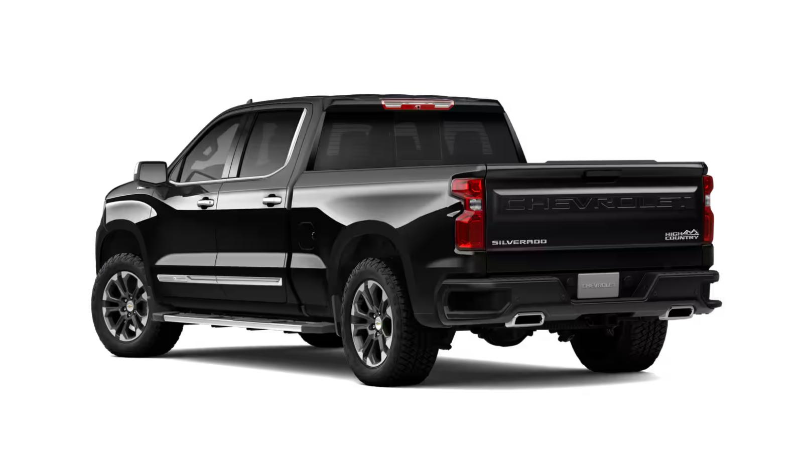 Chevrolet Silverado view 4
