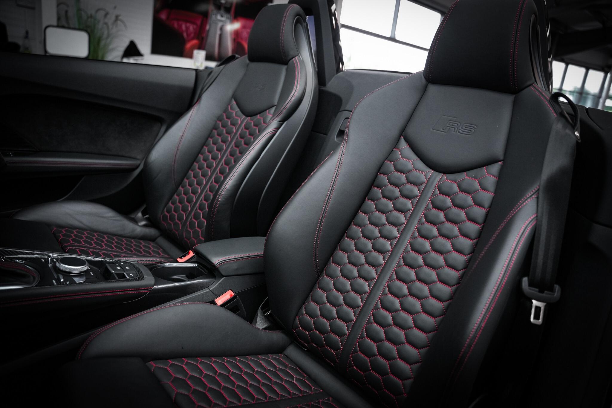 Audi TT RS view 25
