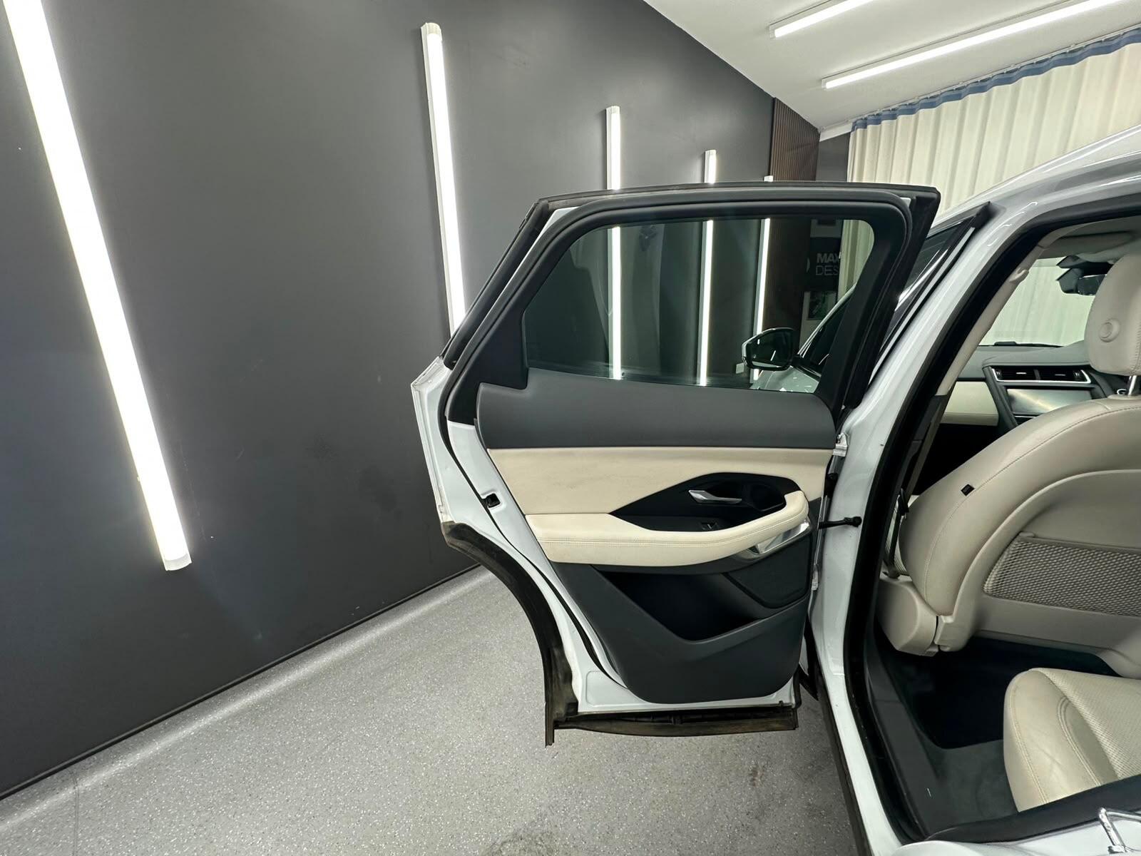 Jaguar E-Pace view 15
