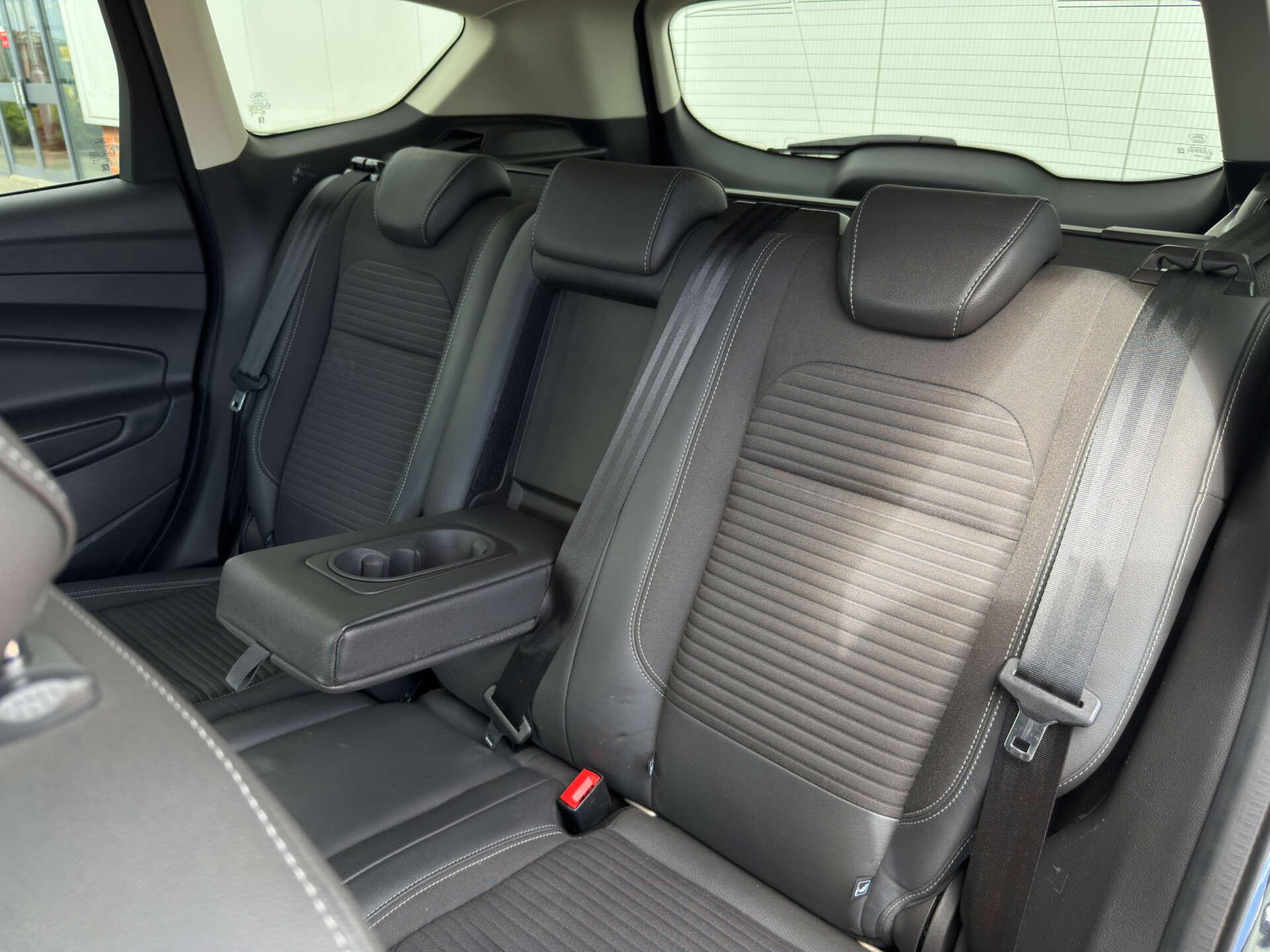 Ford Kuga view 39