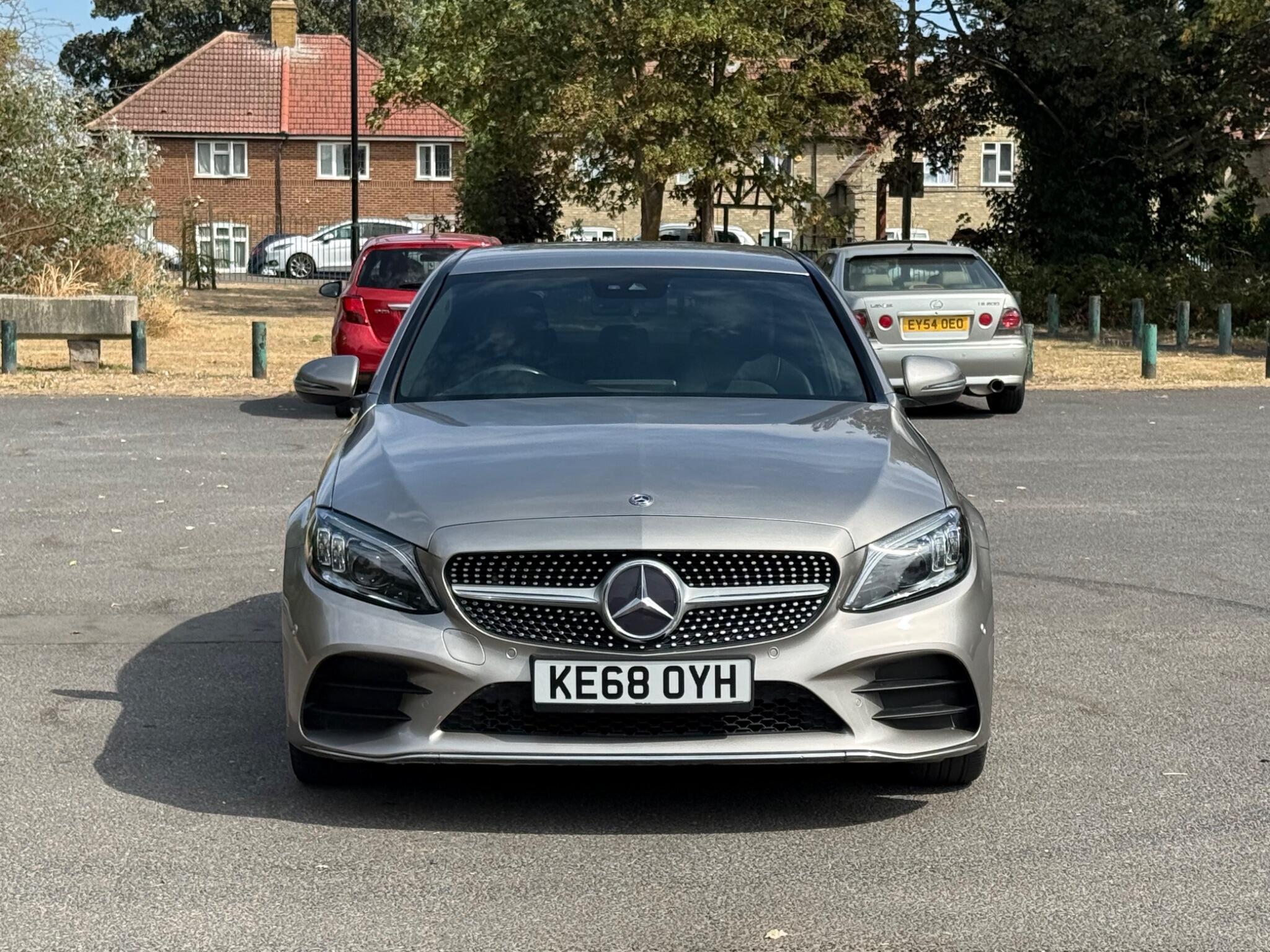 Mercedes-Benz C-Class view 9