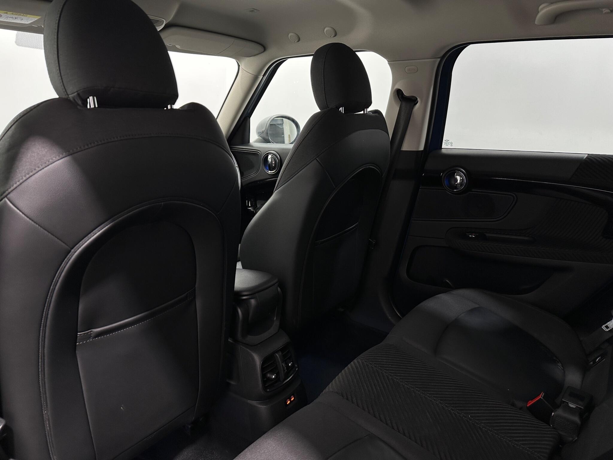 Mini Countryman view 39