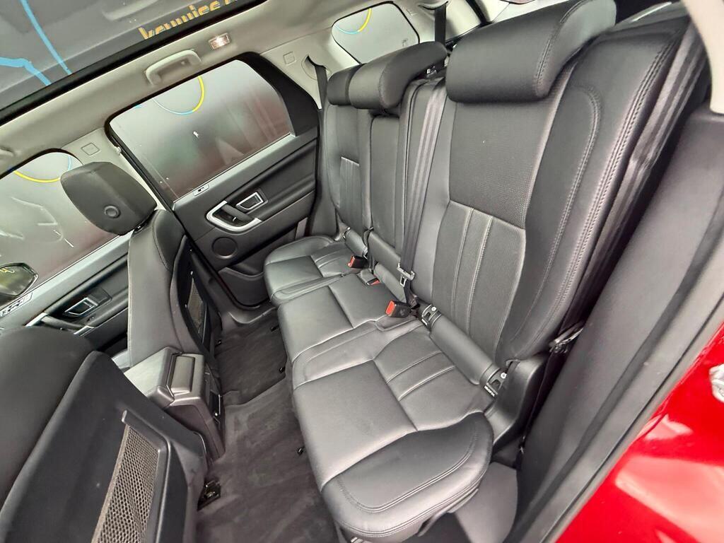 Land Rover Discovery Sport view 25