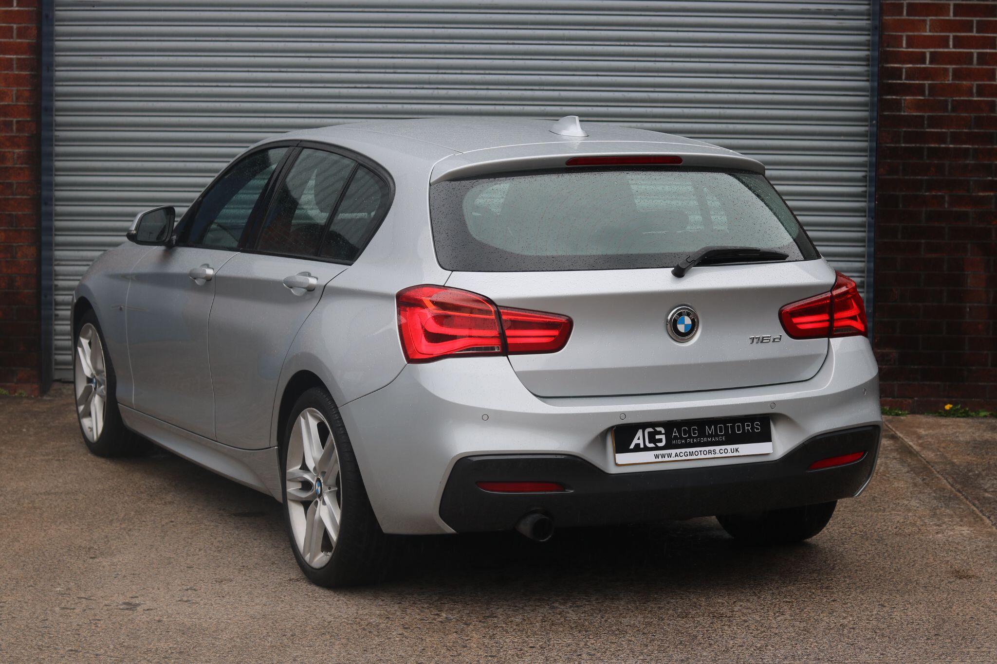 BMW 1 Series view 2