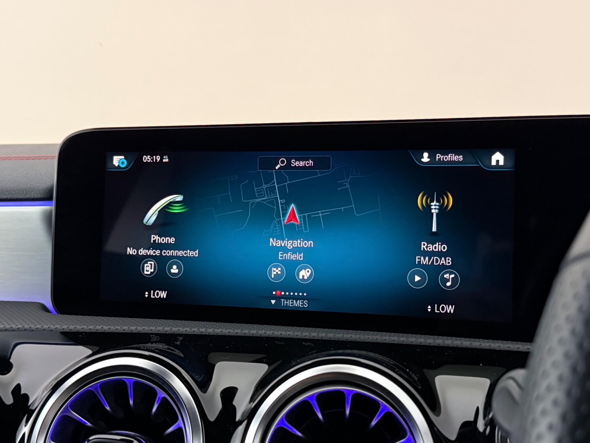 Mercedes-Benz CLA view 27