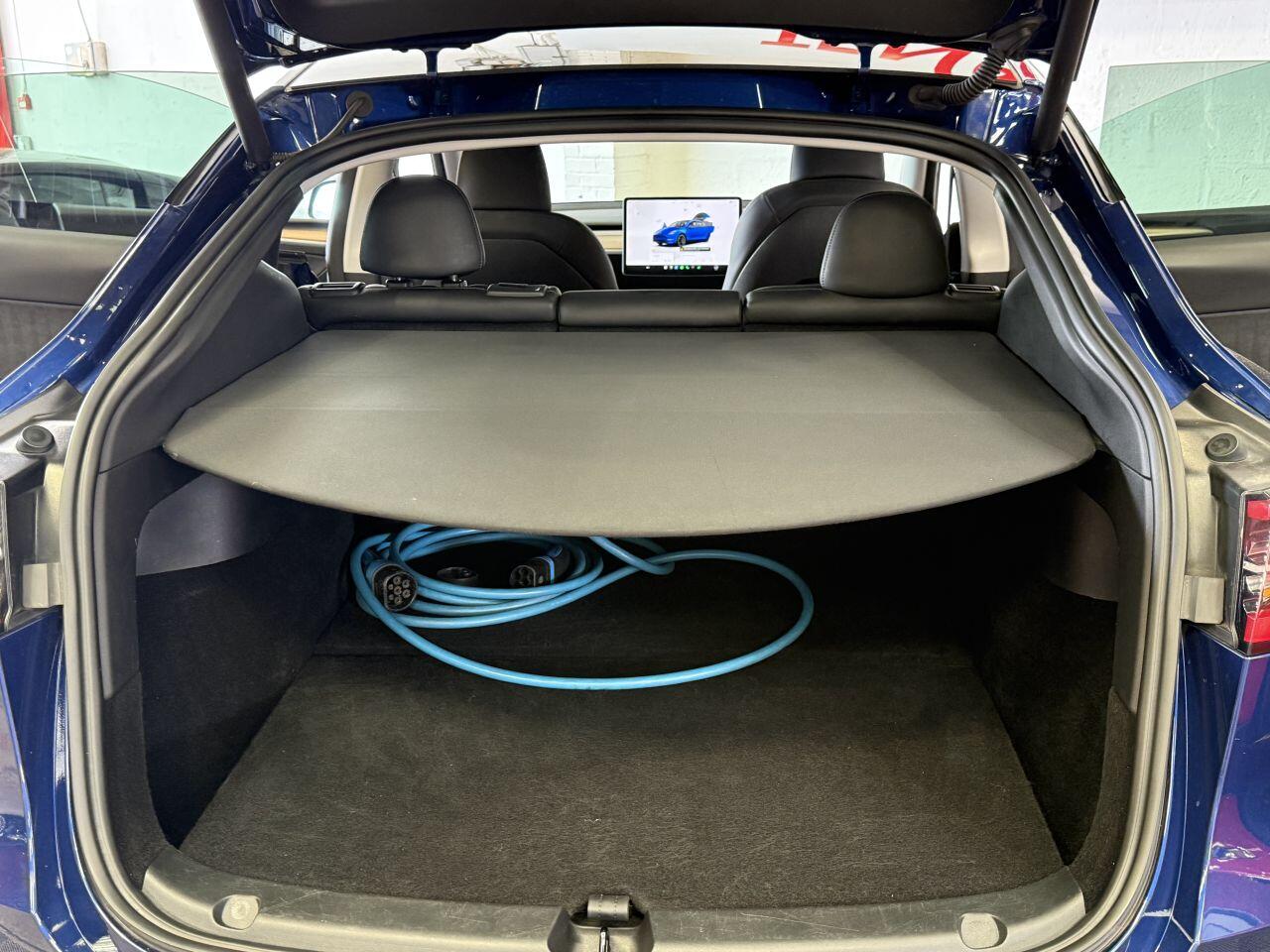 Tesla Model Y view 17