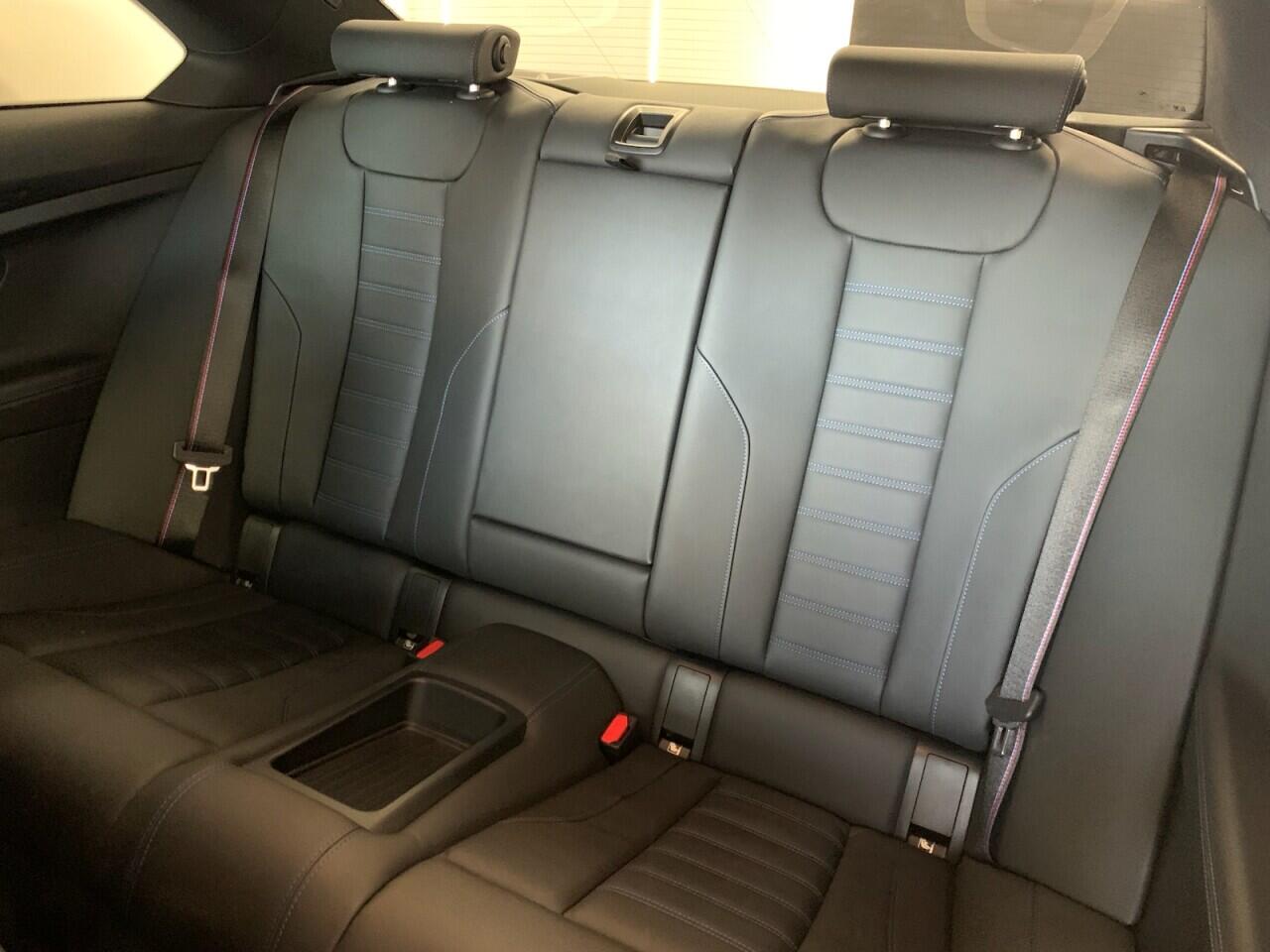 BMW 2 Series view 28