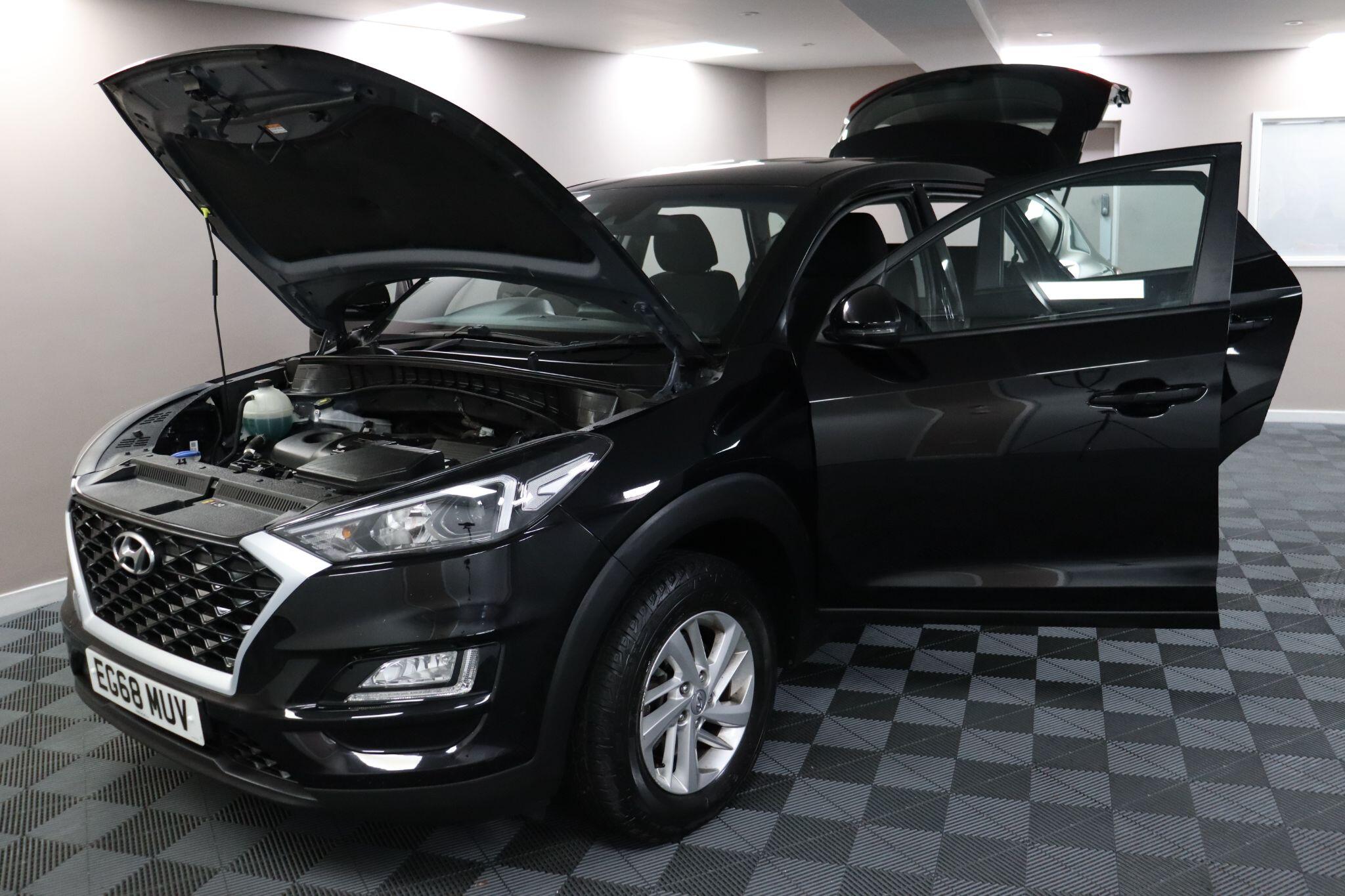 Hyundai Tucson view 16