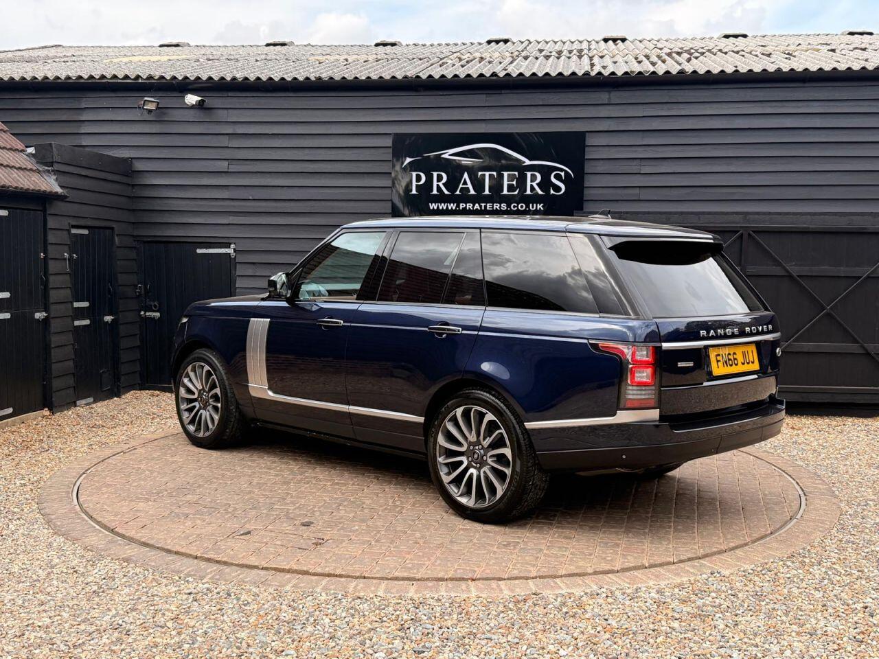 Land Rover Range Rover view 11