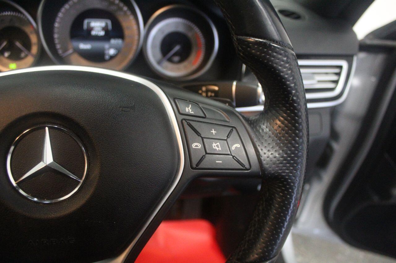 Mercedes-Benz E-Class view 46