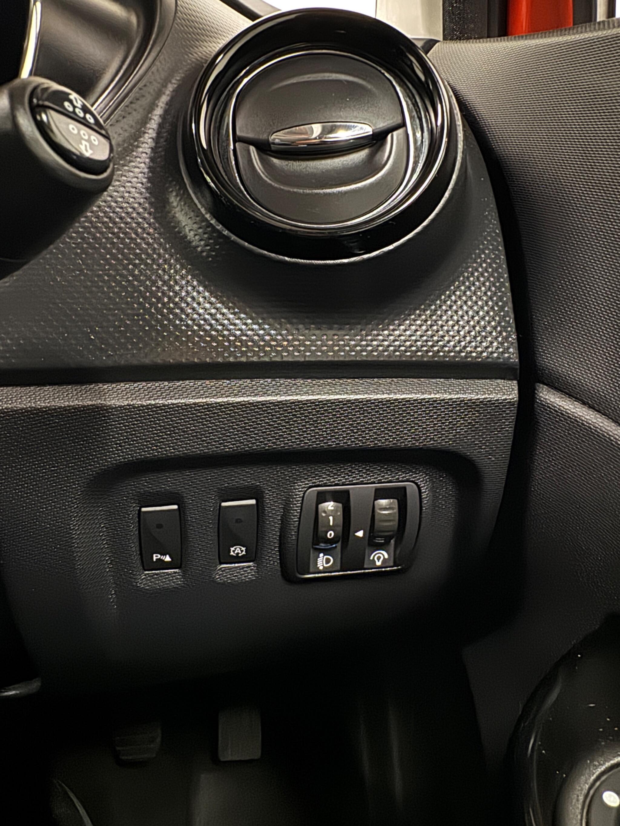Renault Captur view 25
