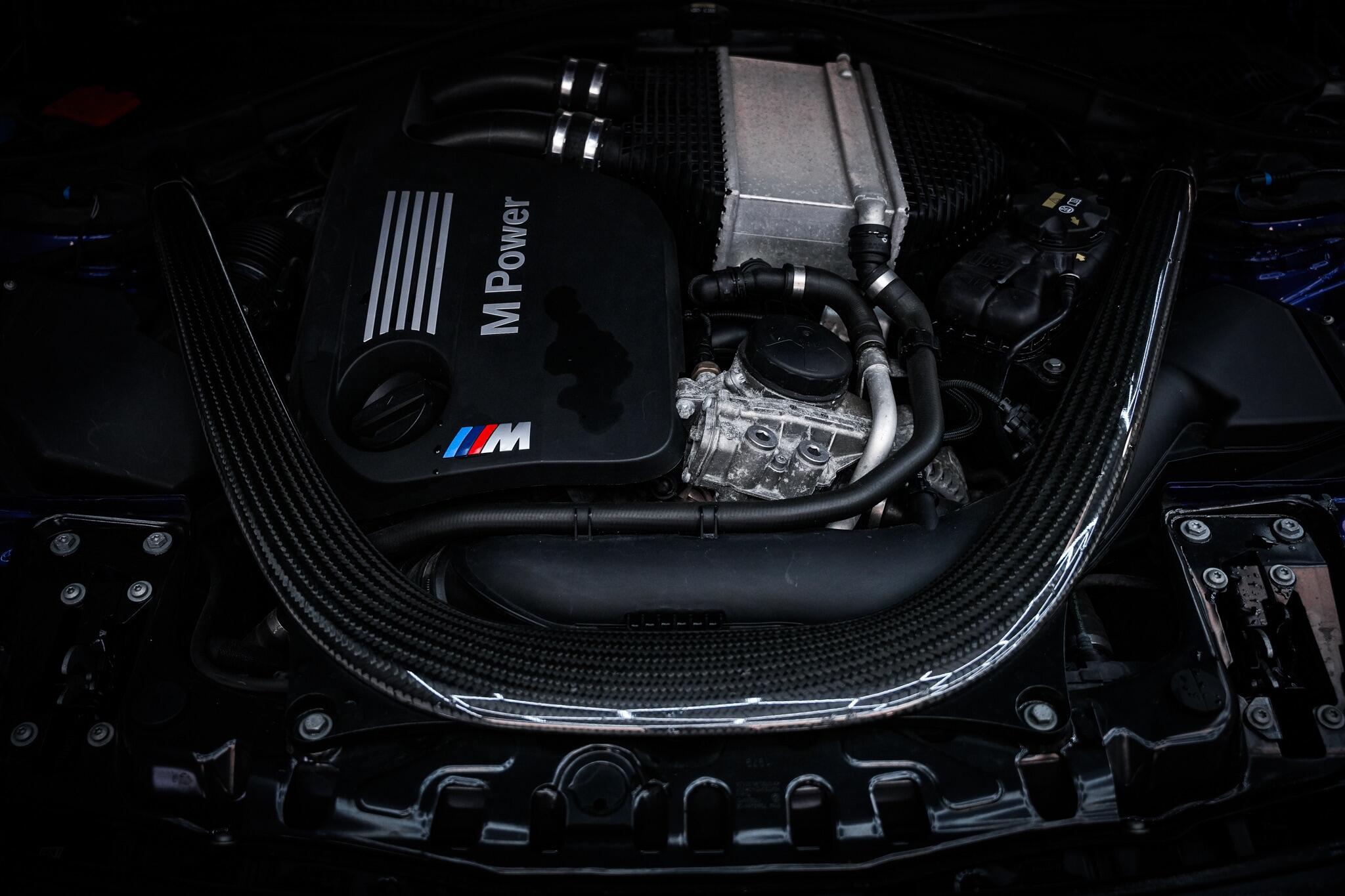 BMW M4 view 40