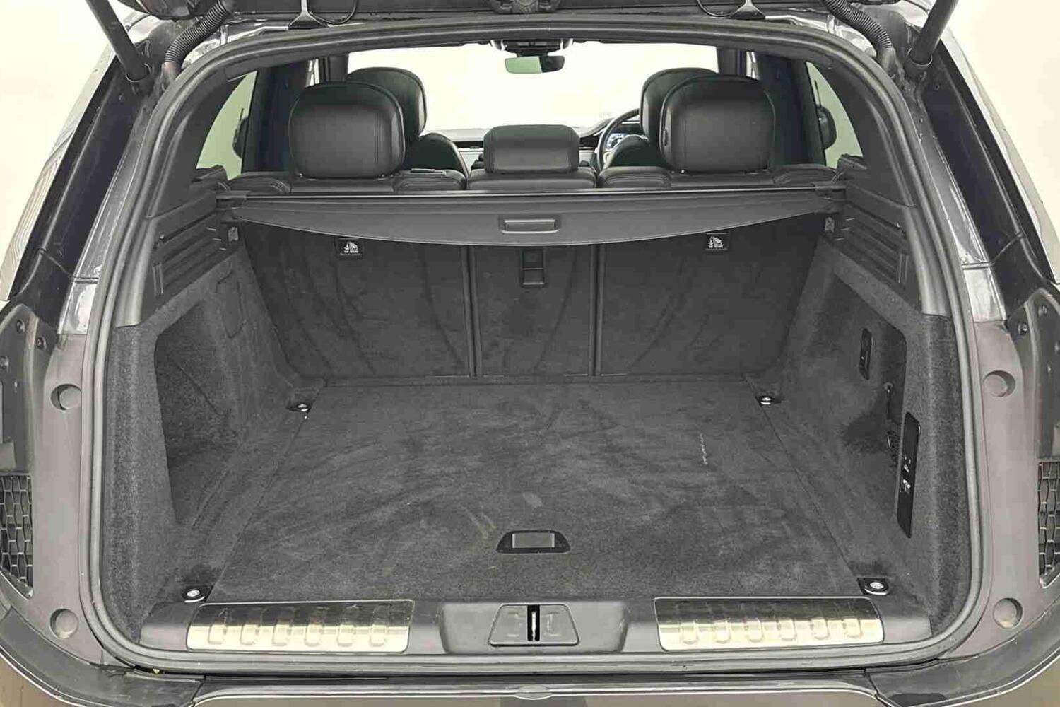 Land Rover Range Rover Sport view 10