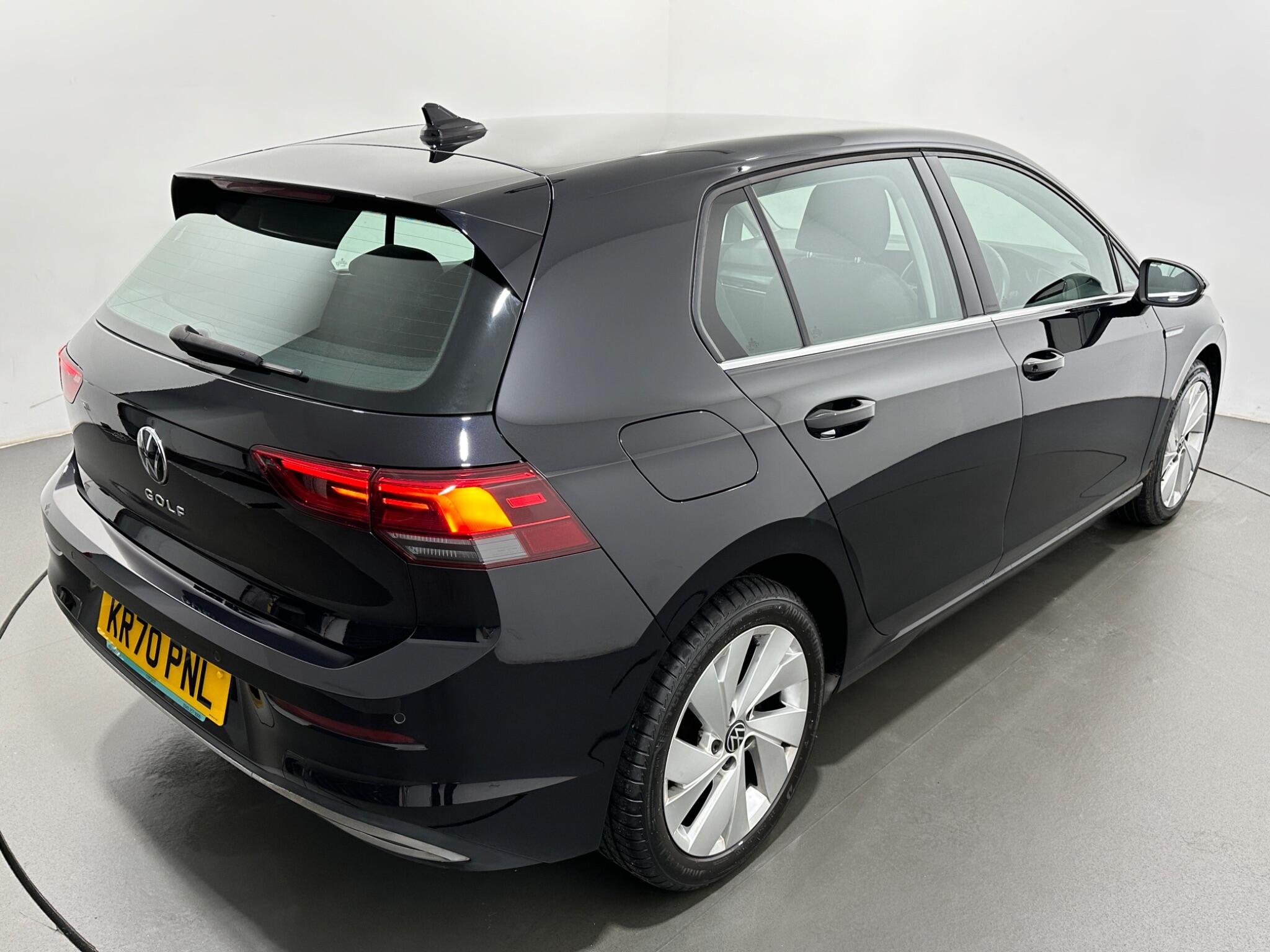 Volkswagen Golf view 51