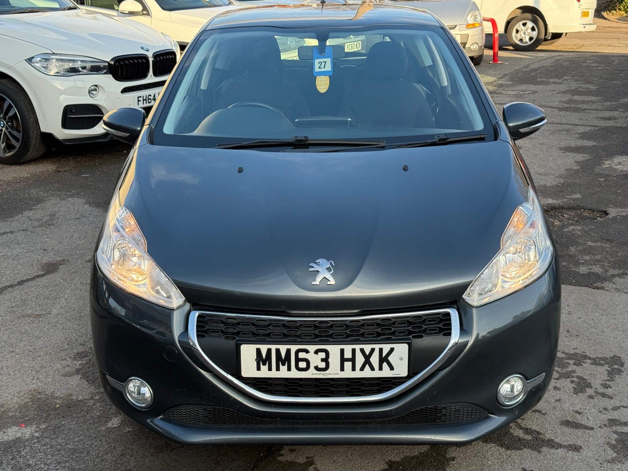 Peugeot 208 - Image 8