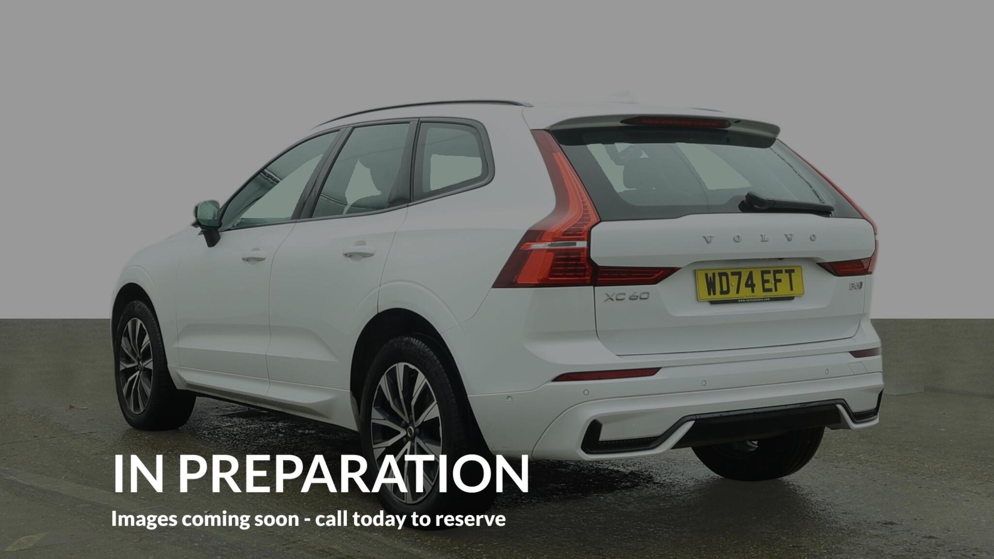 Volvo XC60 view 3