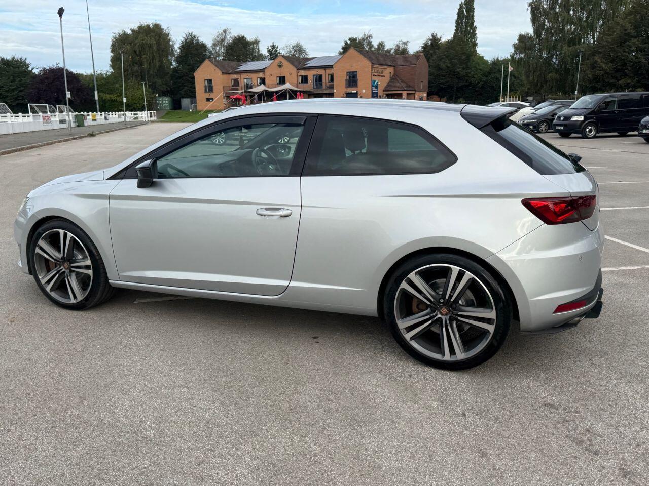 Seat Leon view 50