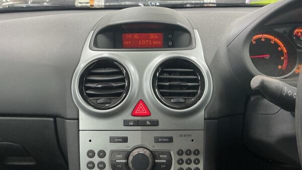 Vauxhall Corsa view 13