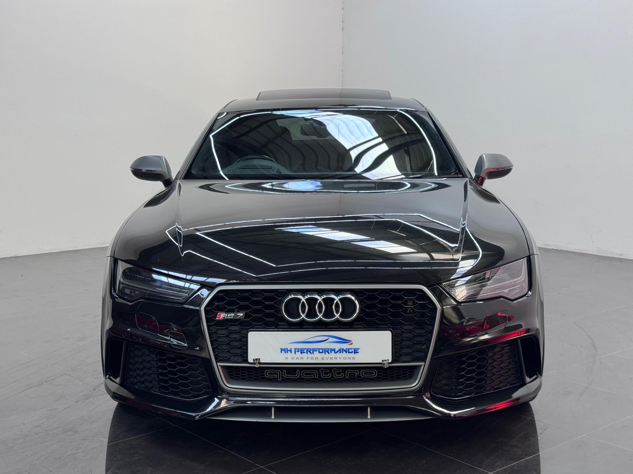 Audi RS7 view 28