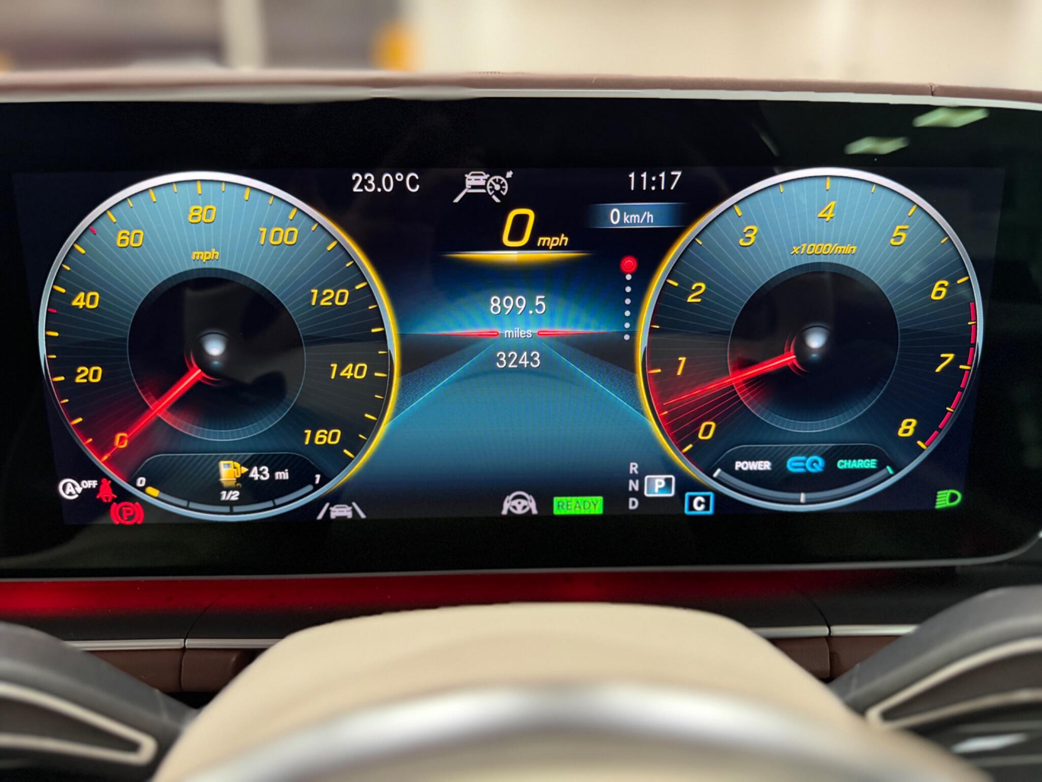Mercedes-Benz GLS view 61