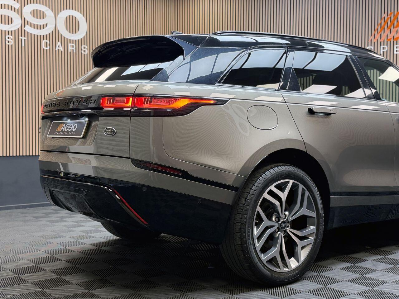 Land Rover Range Rover Velar view 12