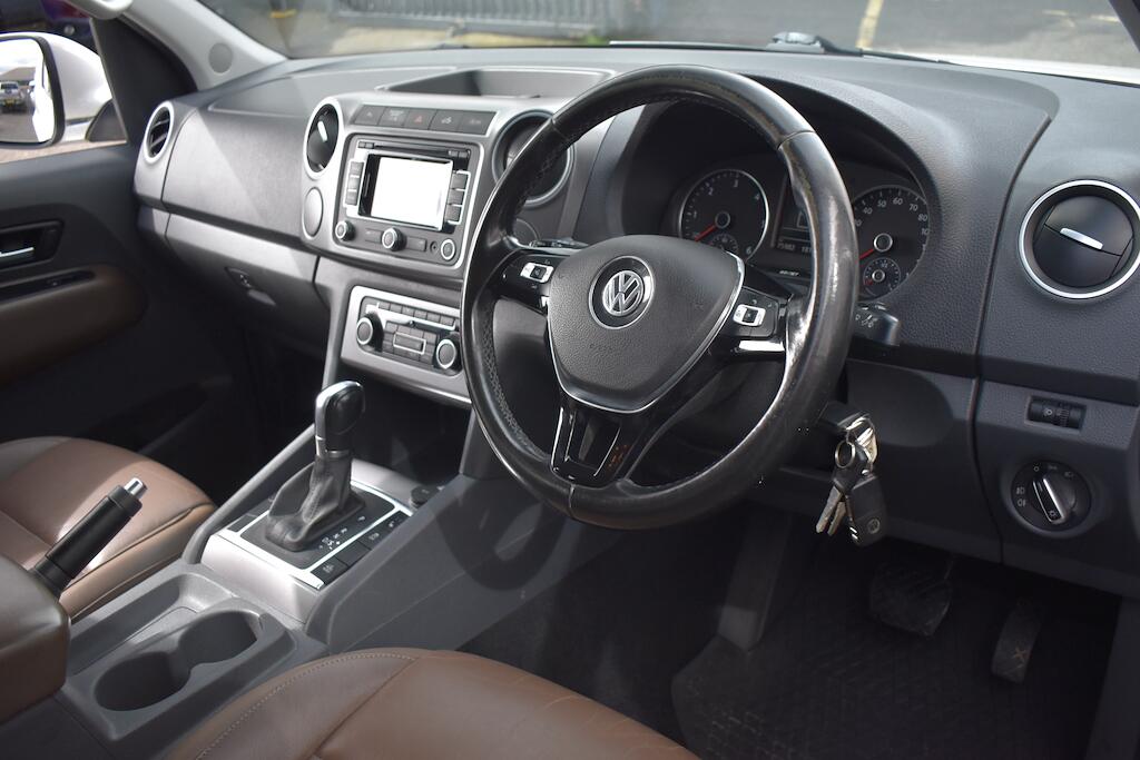 Volkswagen Amarok view 19