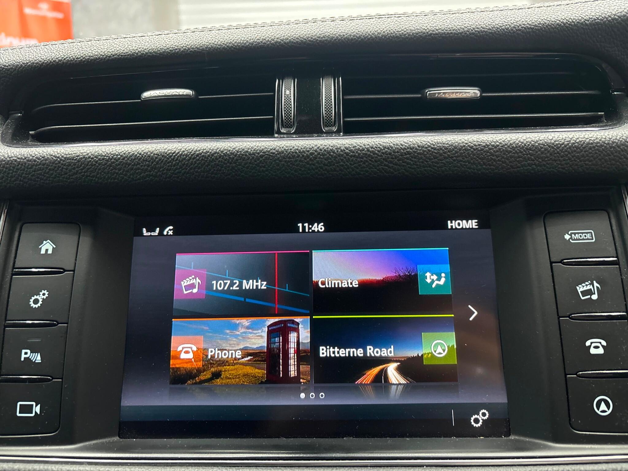 Jaguar XF view 17