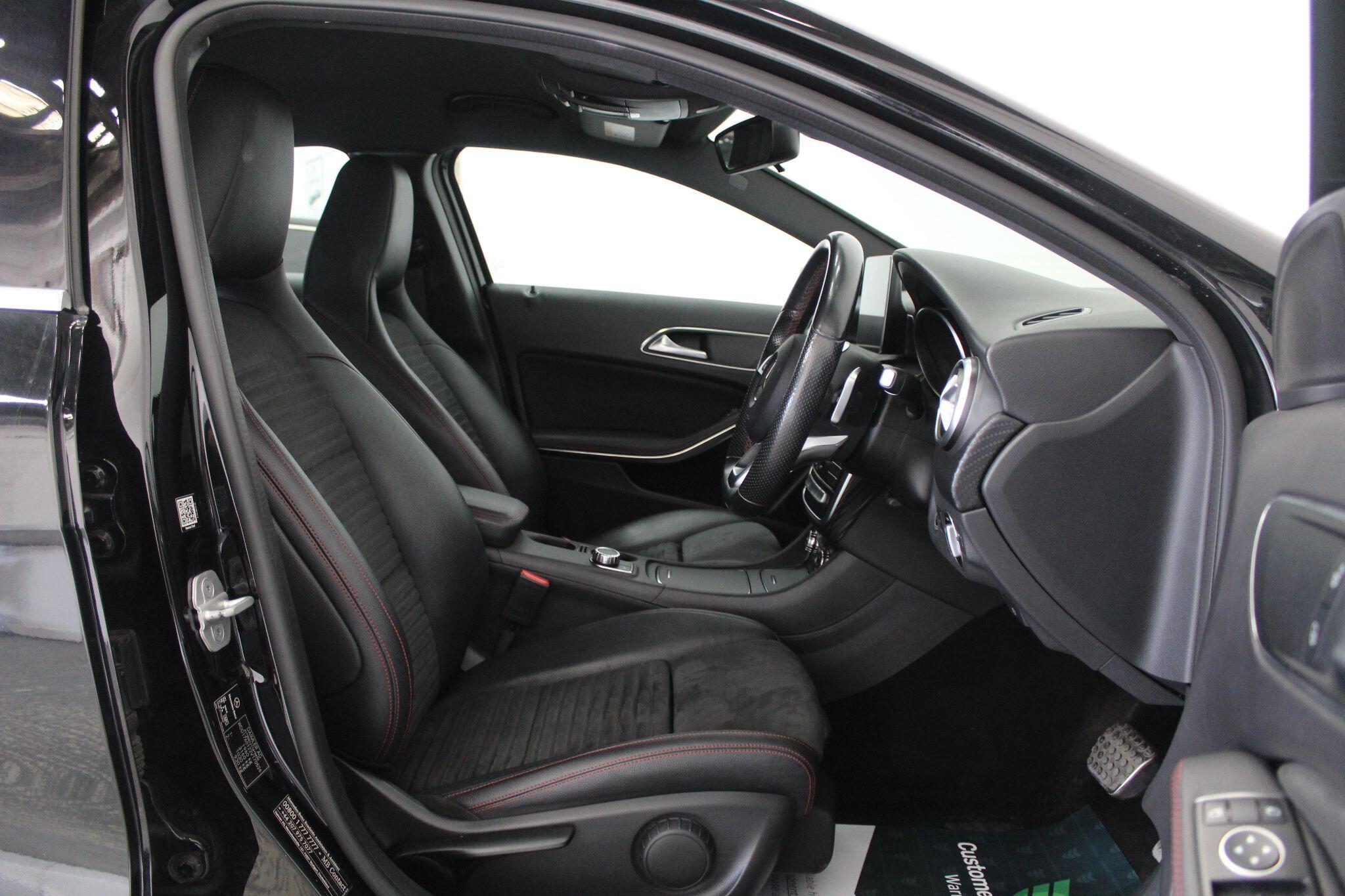 Mercedes-Benz A-Class view 29