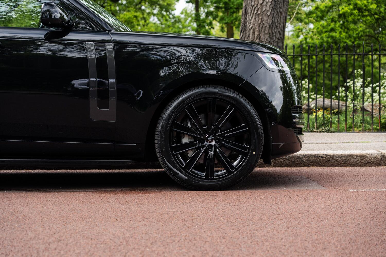 Land Rover Range Rover view 8