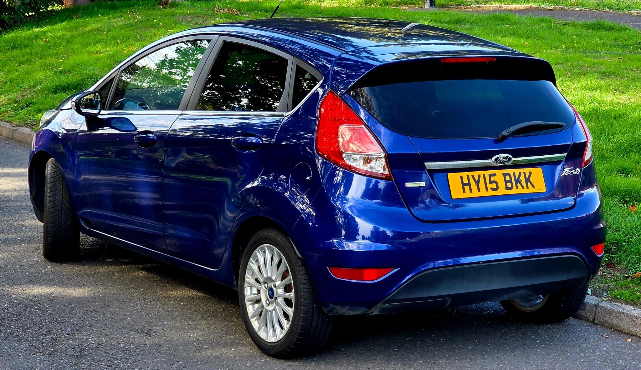 Ford Fiesta view 23