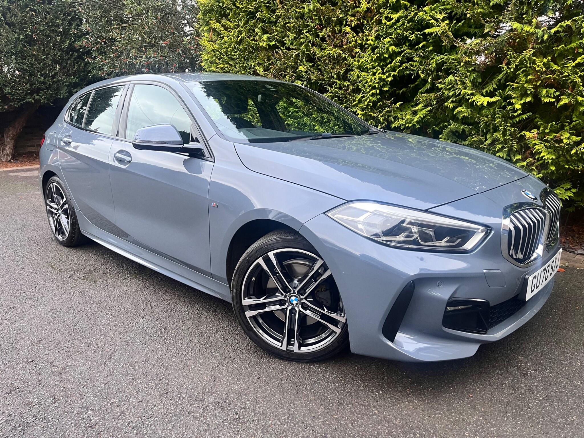 BMW 1 Series view 21