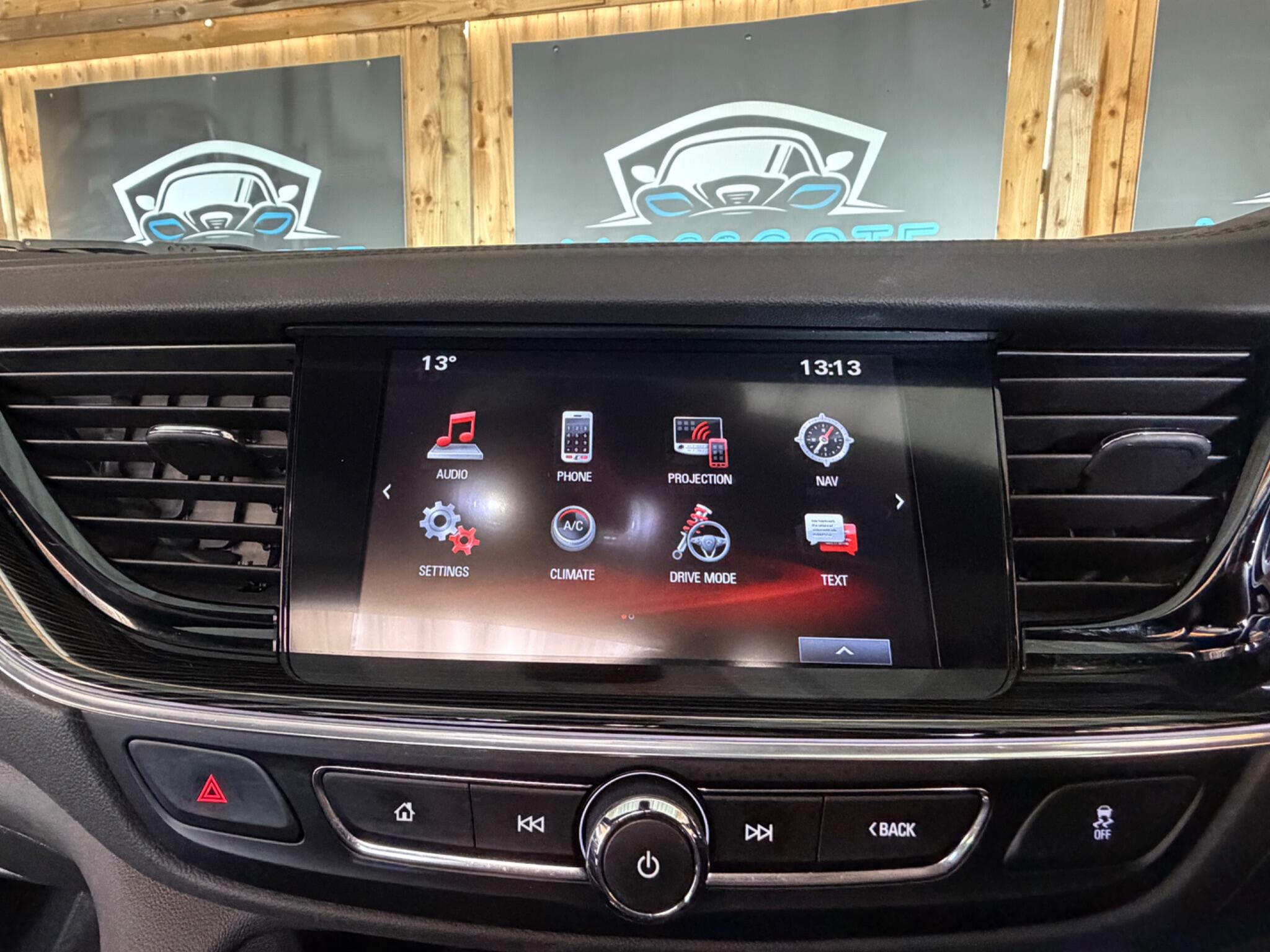 Vauxhall Insignia view 38