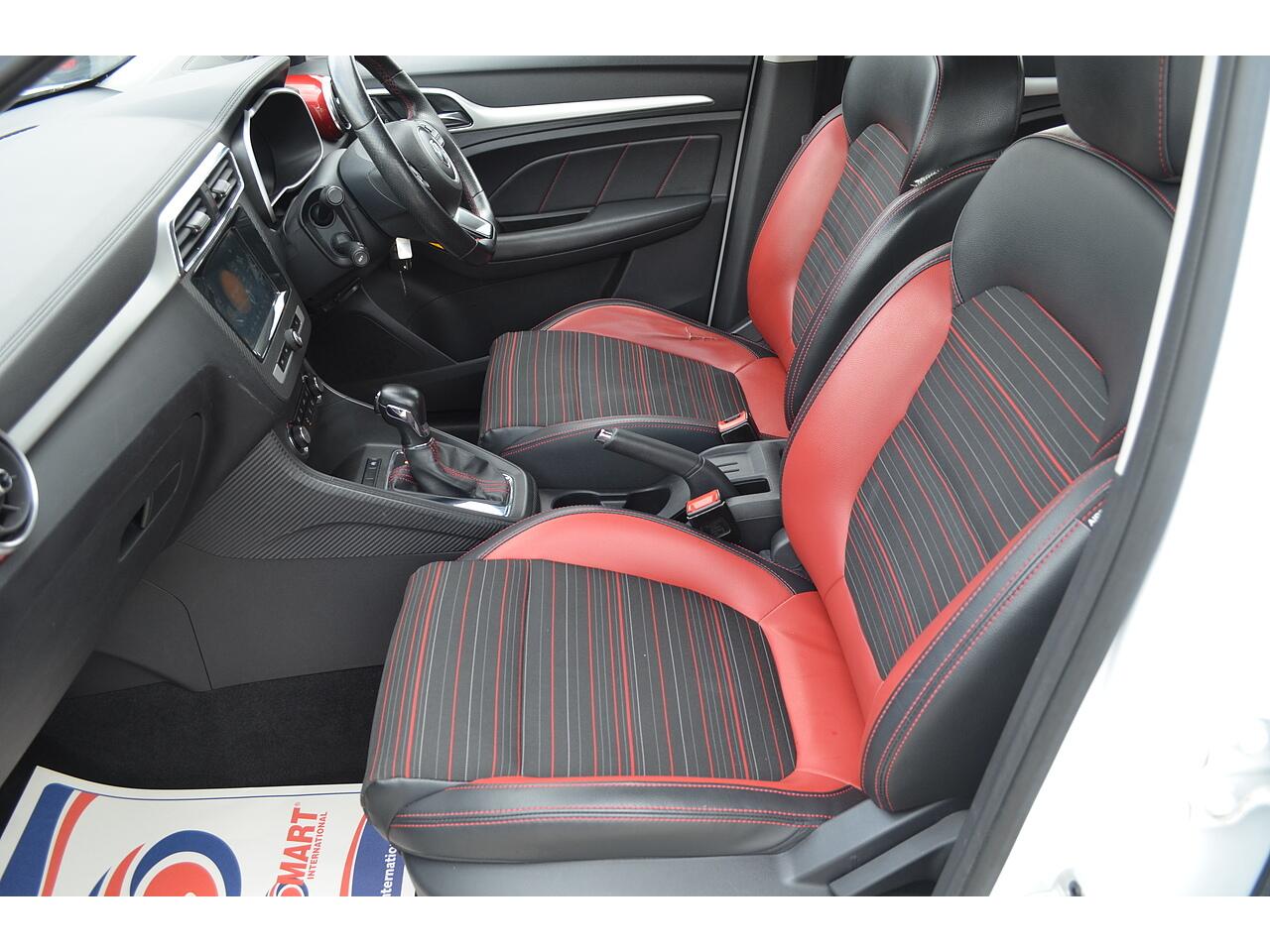 MG ZS view 21