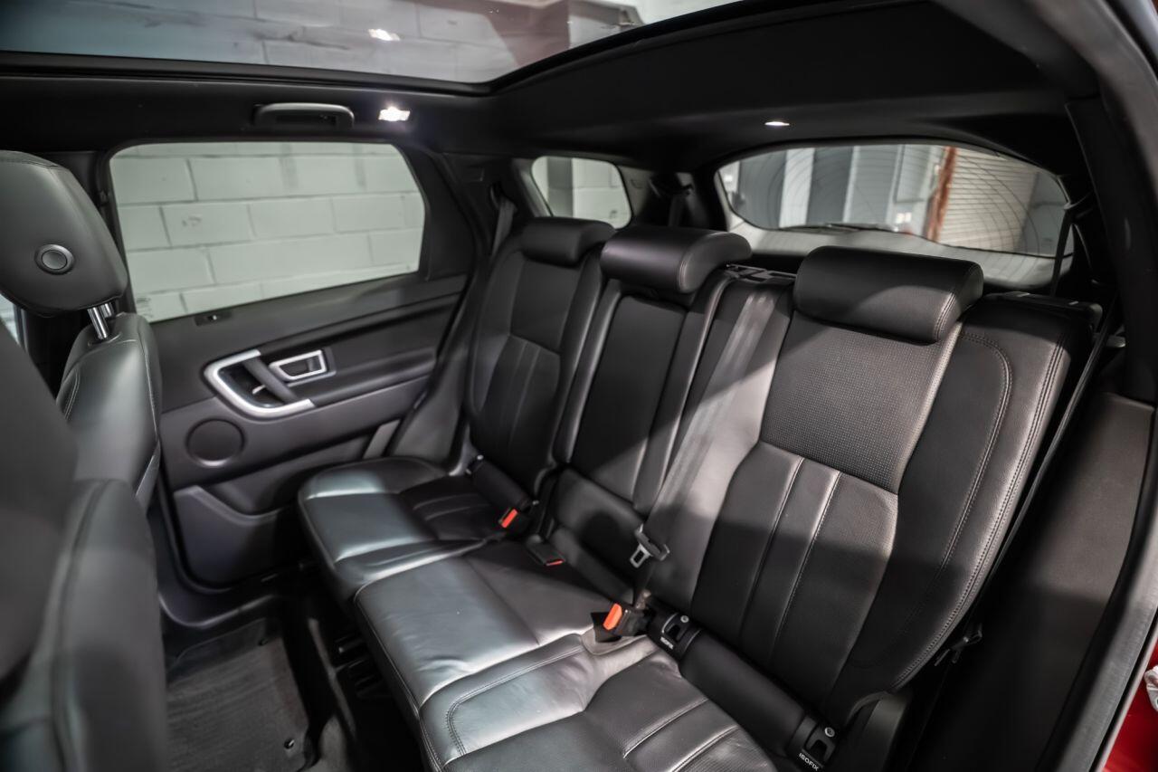 Land Rover Discovery Sport view 21