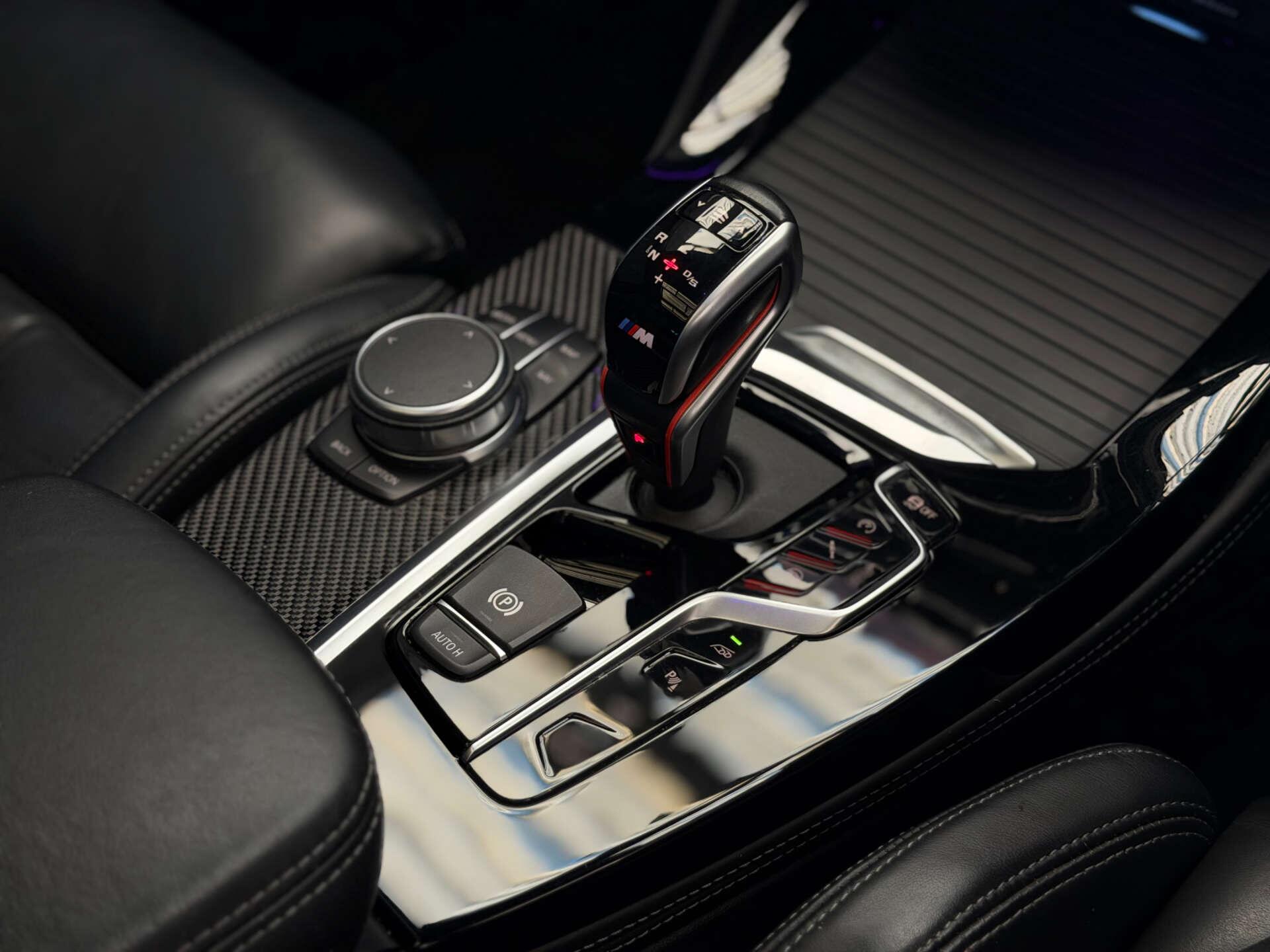 BMW X4 M view 34