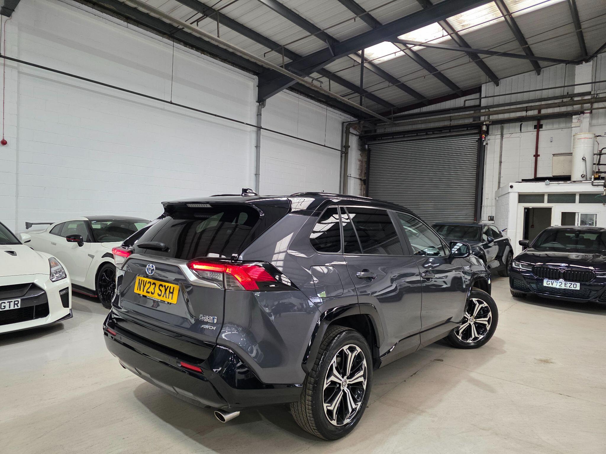 Toyota RAV4 view 27