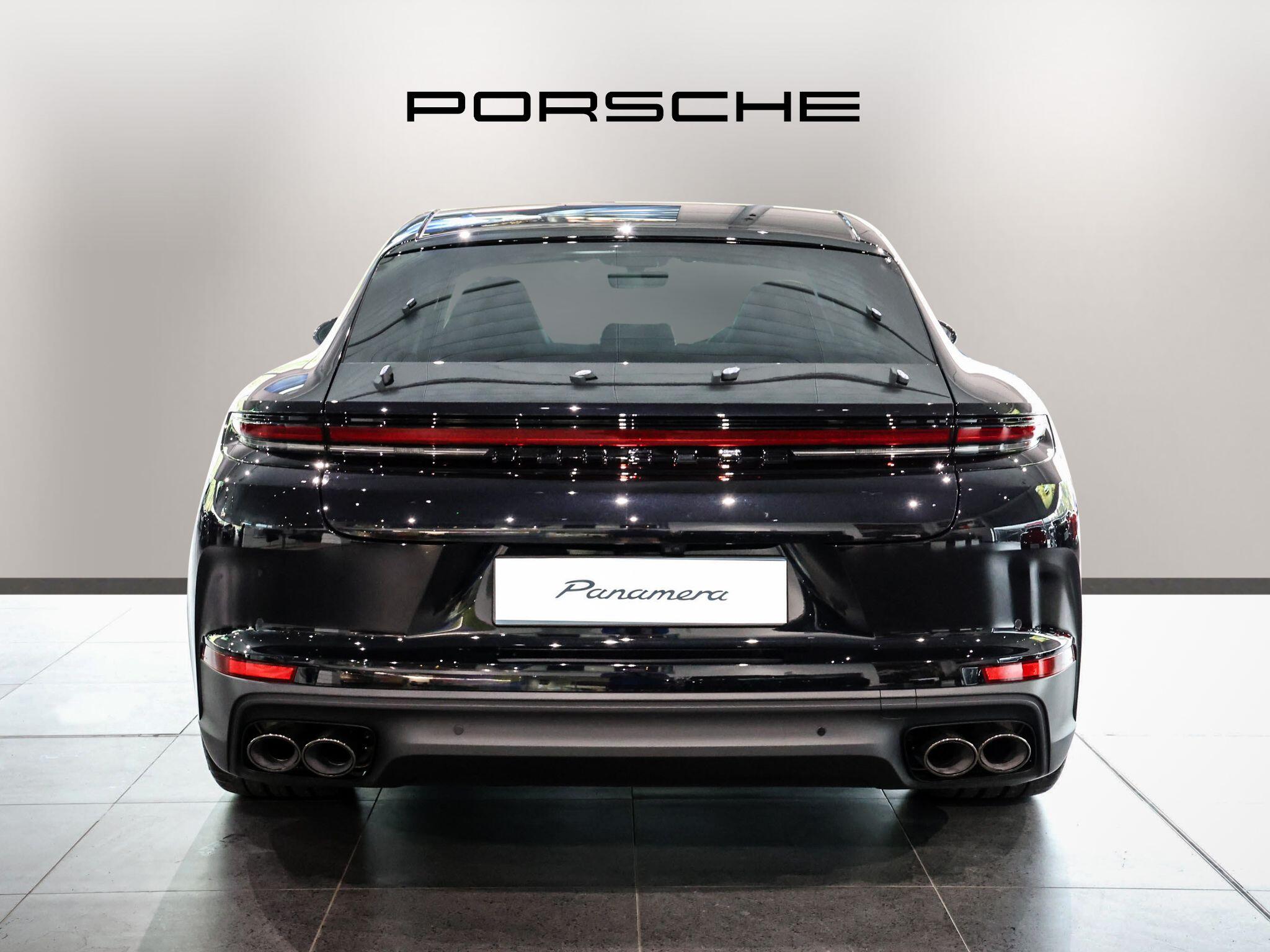 Porsche Panamera view 40