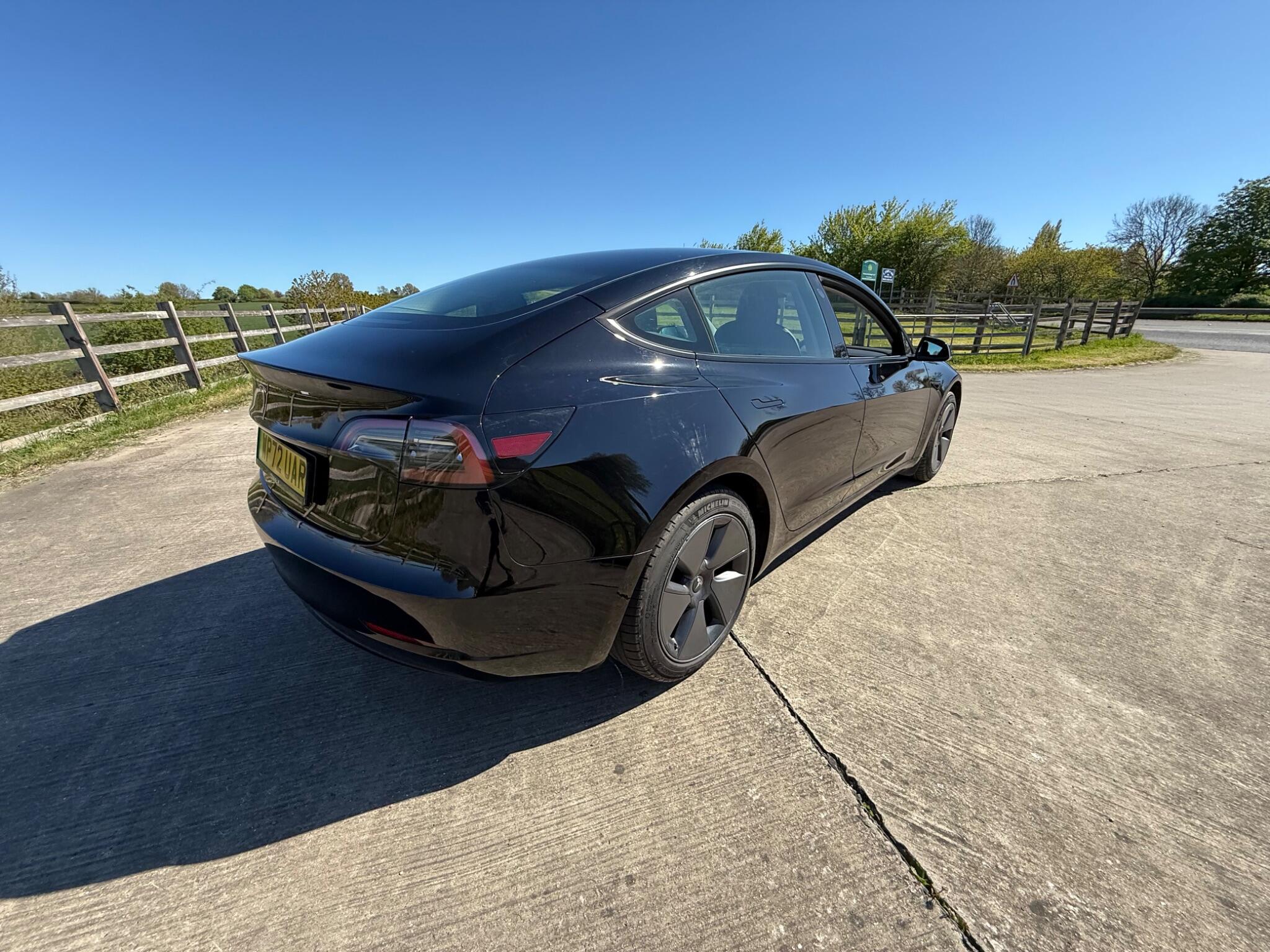 Tesla Model 3 Saloon 4dr Electric Auto RWD (241 bhp) — photo 28 of 114