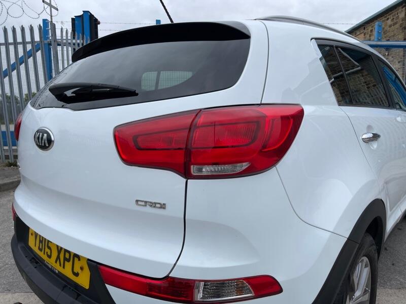 2015 Kia Sportage image 25