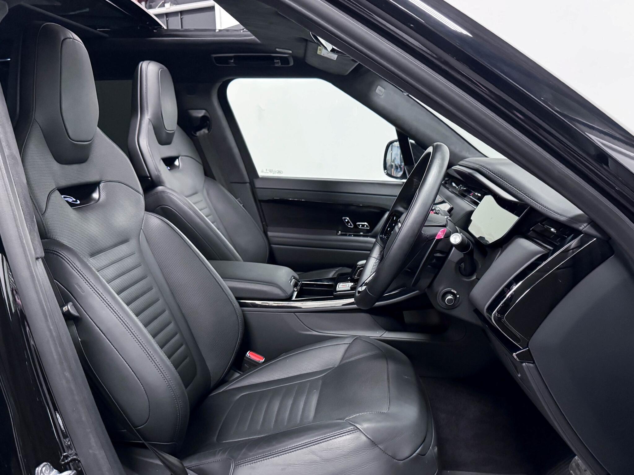 Land Rover Range Rover Sport view 41