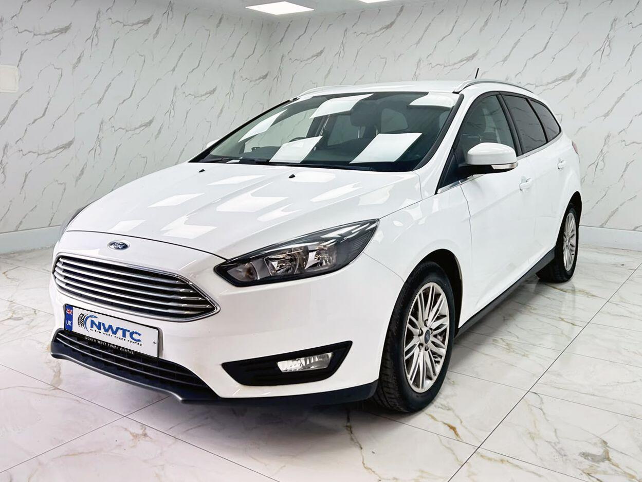 Ford Focus view 6