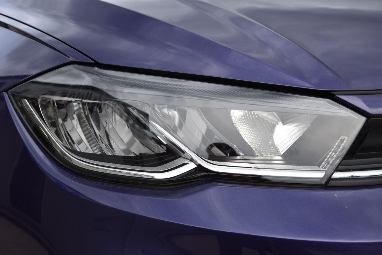 Volkswagen Polo view 12
