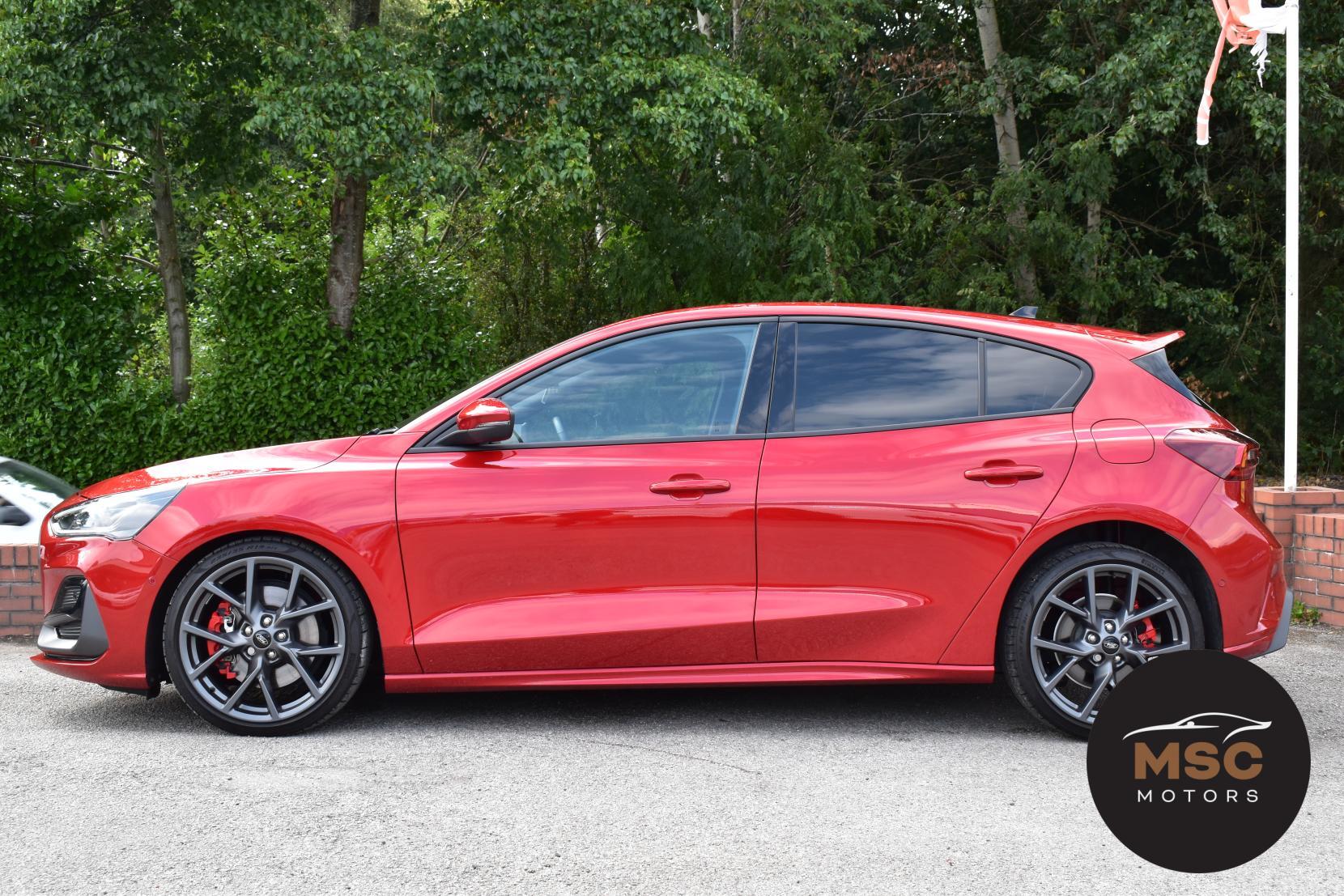Ford Focus view 10
