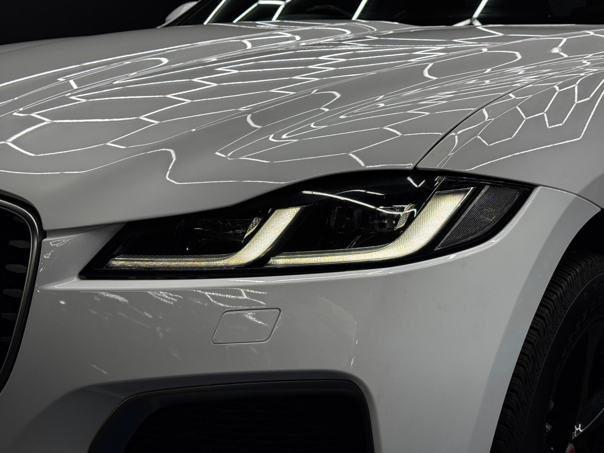 Jaguar F-Pace view 45
