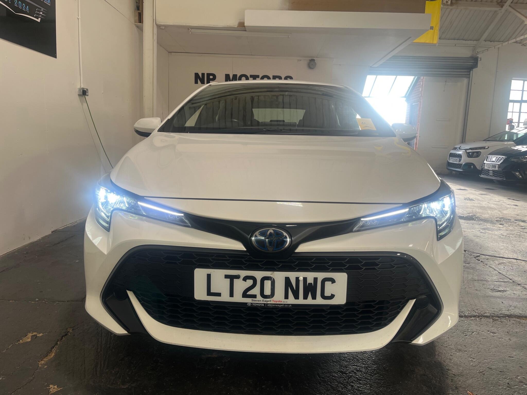 2020 Toyota Corolla 1.8 VVT-h Icon CVT Euro 6 (s/s) 5dr • 57,988 miles image 2