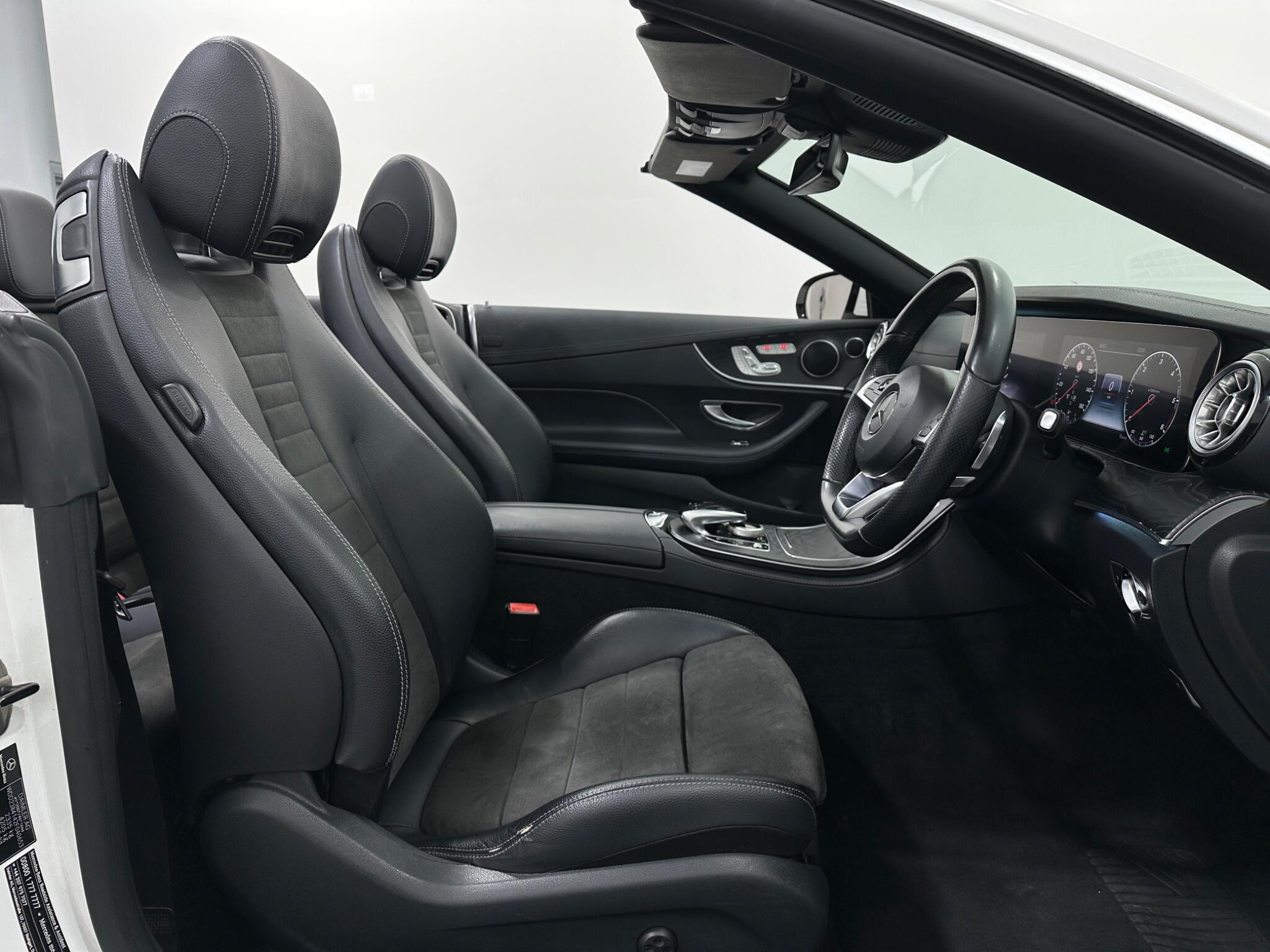 Mercedes-Benz E-Class view 33