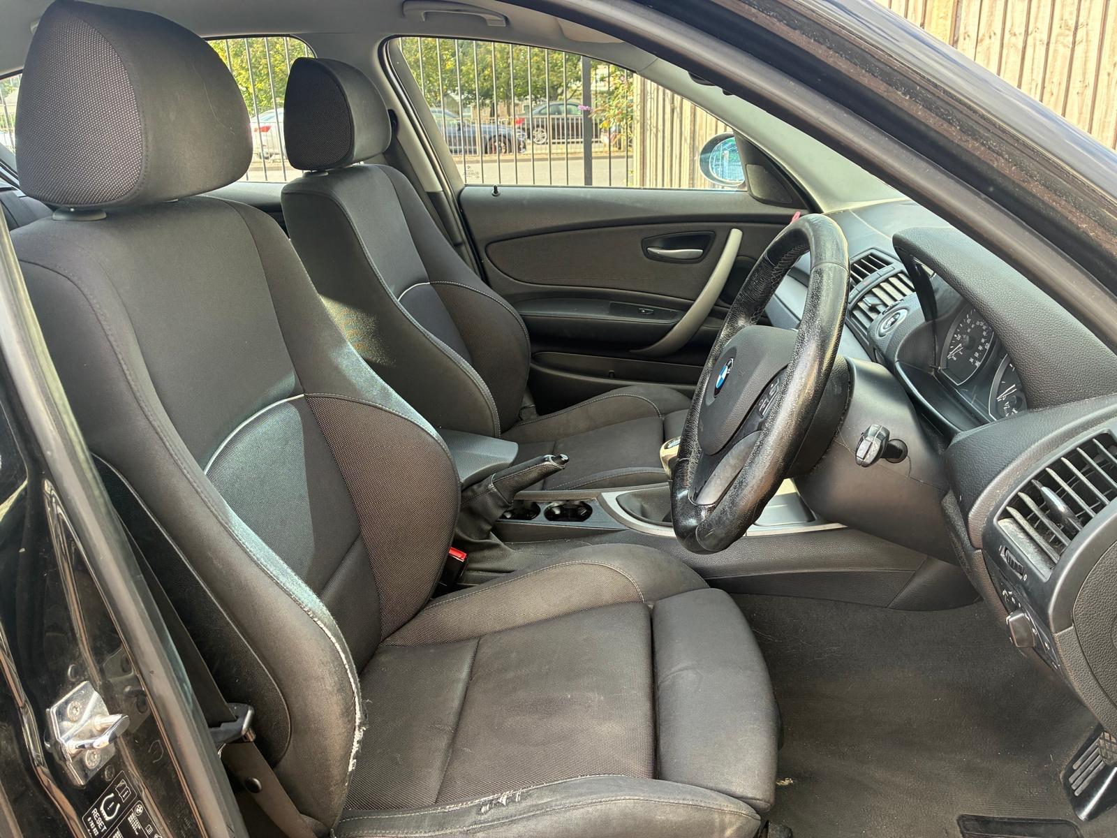 BMW 1 Series view 11