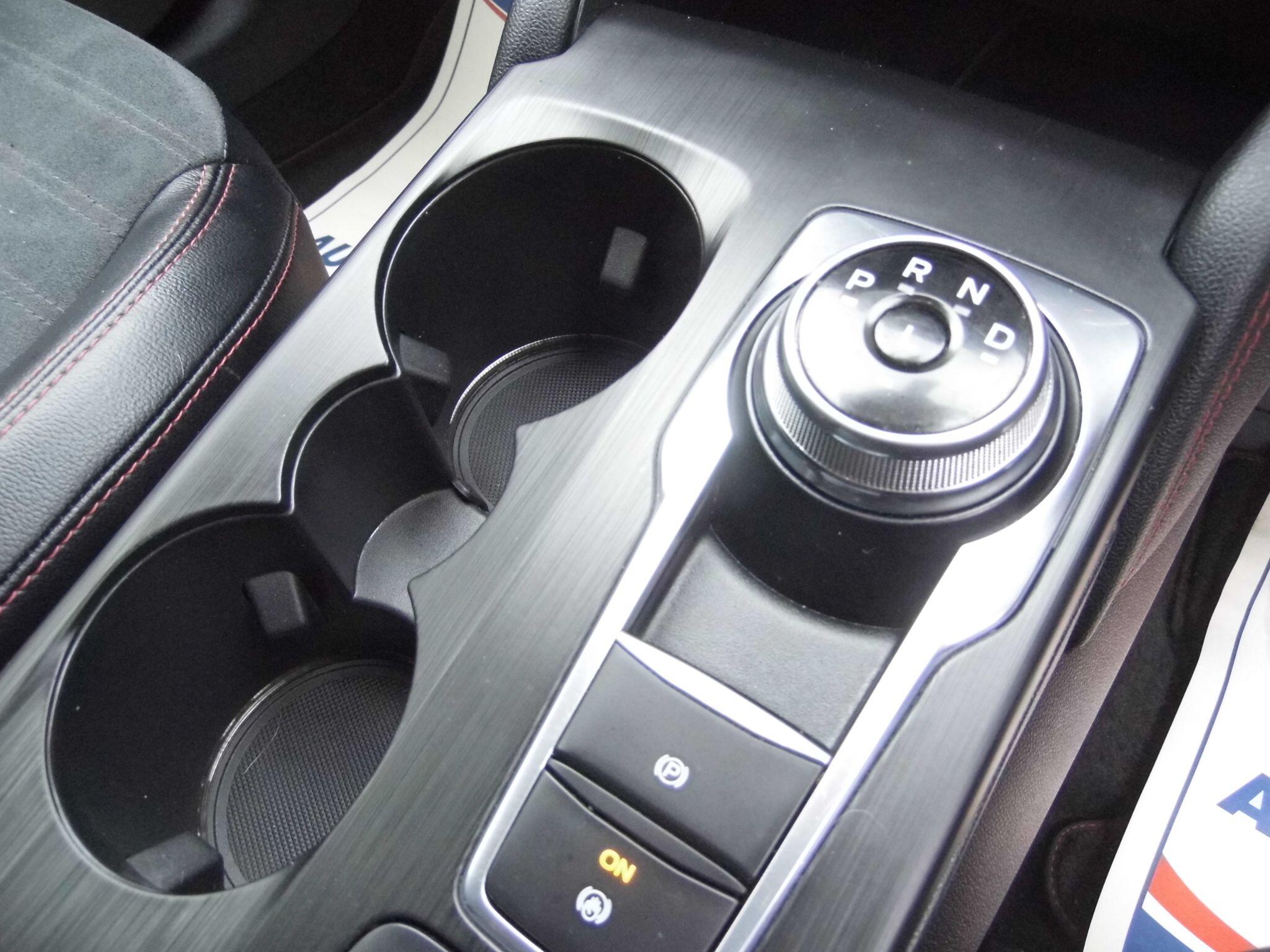 Ford Kuga view 10